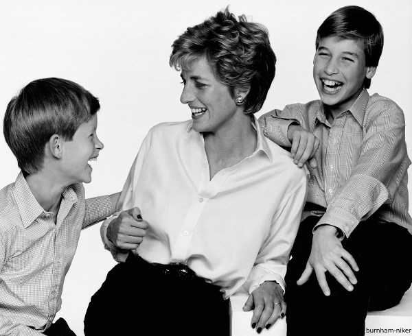 Diana, Princess Of Wales: Diana’s Life And Precious Moments